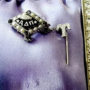 Alpha Delta Pi pin badge